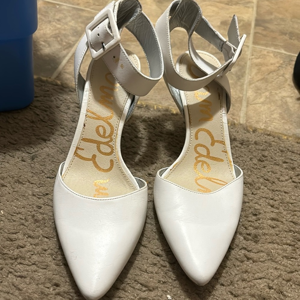 Barely worn white Sam Edelman kitten heels